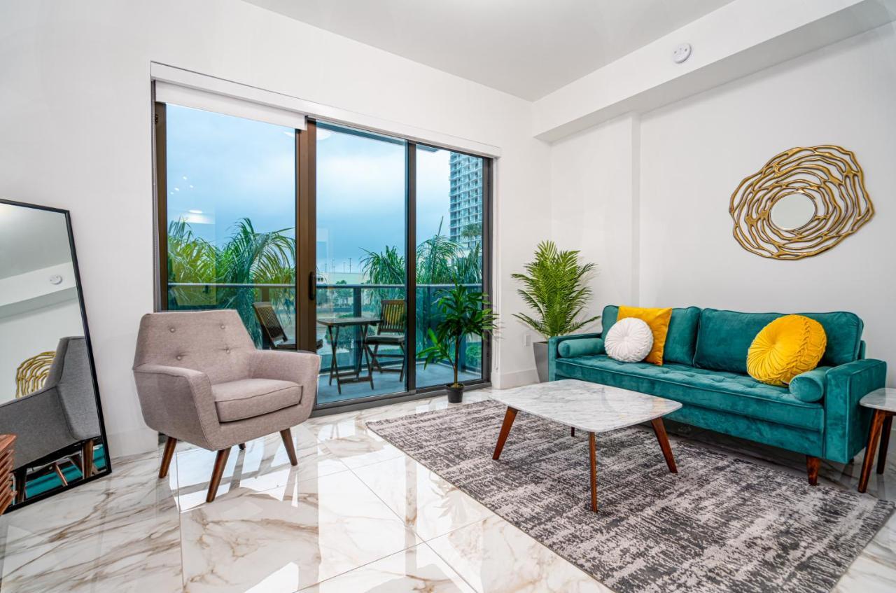 דוראל Whyhotel Midtown Miami מראה חיצוני תמונה