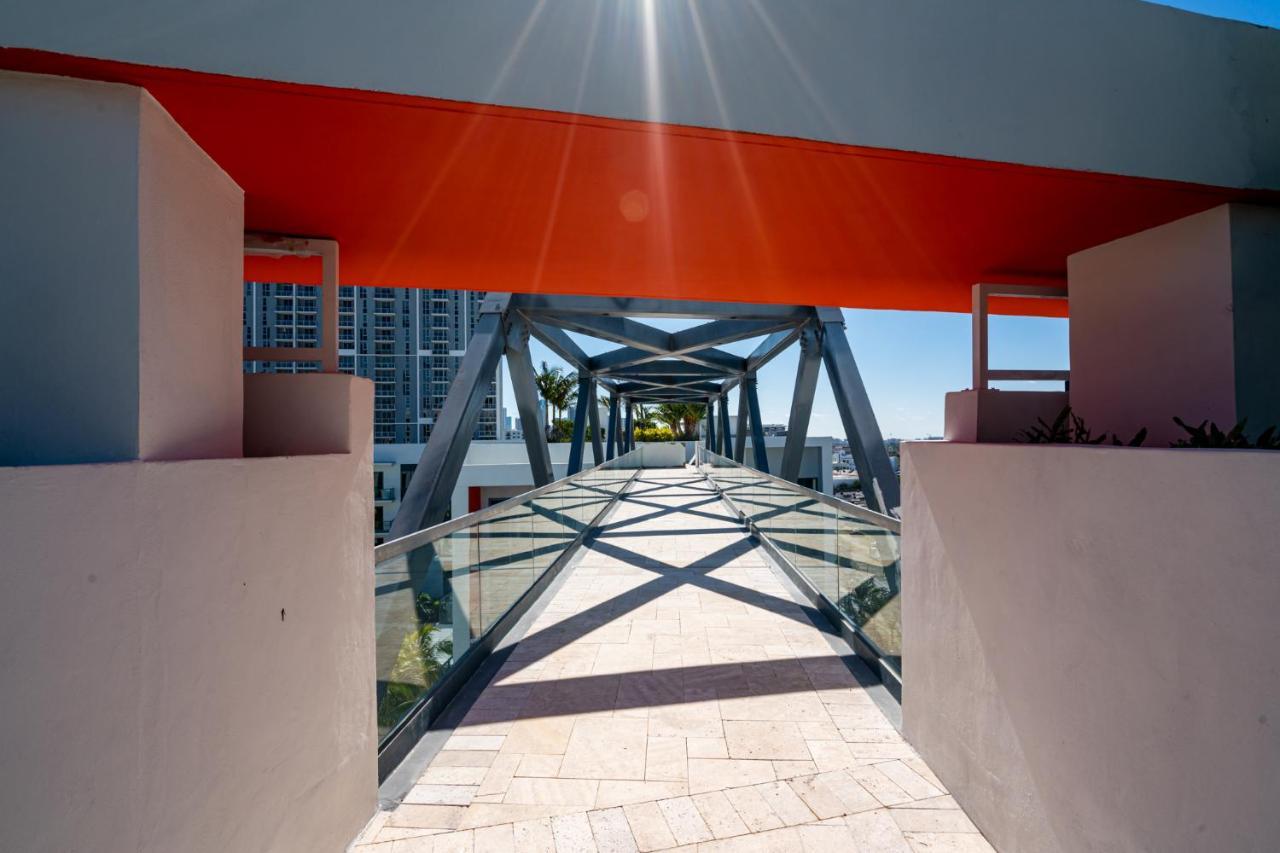 דוראל Whyhotel Midtown Miami מראה חיצוני תמונה